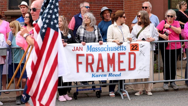 Karen Read supporters 