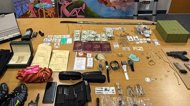 simi-valley-stolen-merchandise.jpg 