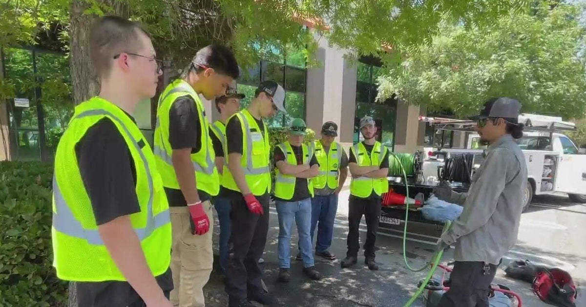 Roseville-based company hosts program to guide high schoolers to high-demand trade careers 
