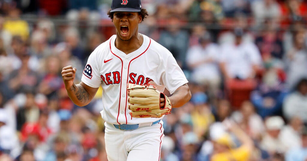 Brayan Bello, Rafael Devers lead Red Sox over Yankees 2-0 for 3-game sweep 
