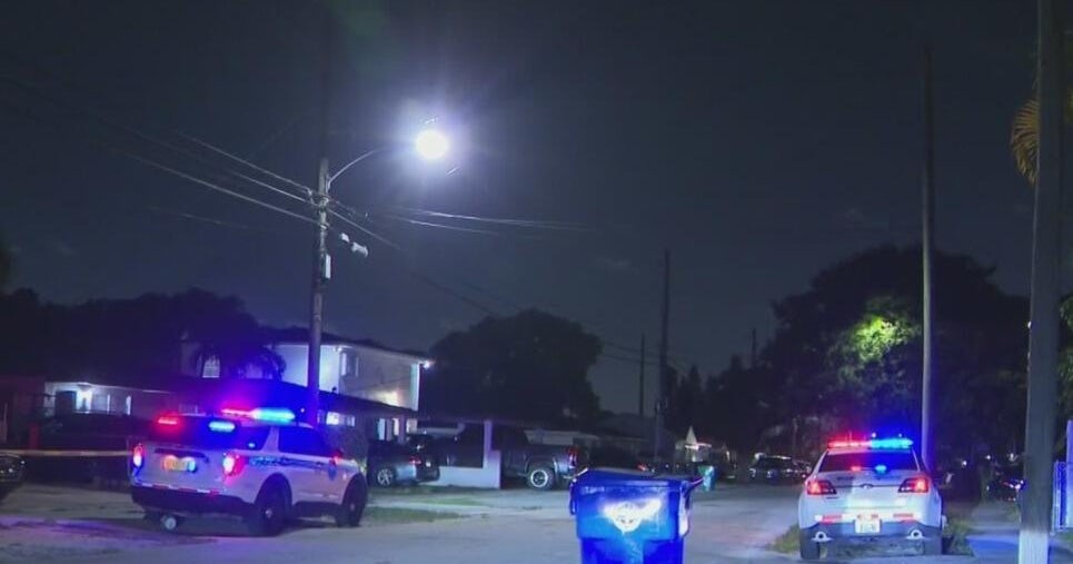 Man critically injured after getting shot by son in Miami - CBS Miami