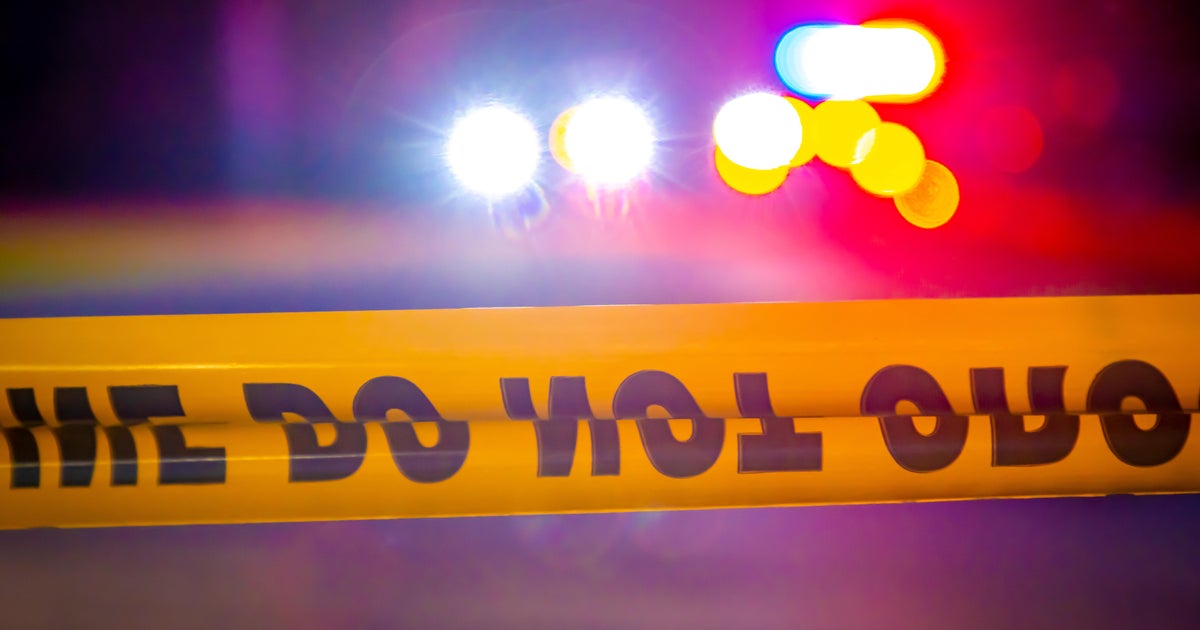 1 person hospitalized after hit-and-run crash in downtown LA 