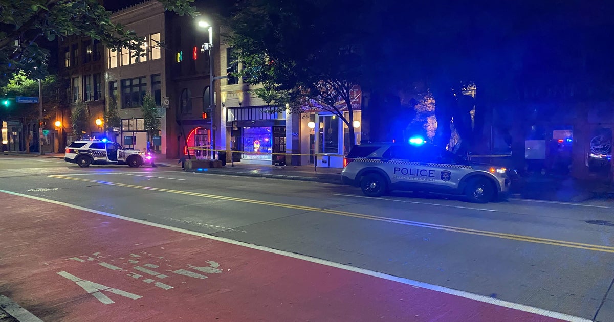 Early morning stabbing in Downtown Pittsburgh sends one person to hospital 
