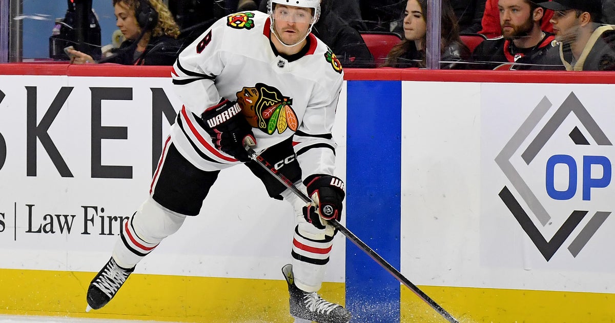 Blackhawks re-sign Ryan Donato to $16 million, 4-year contract 