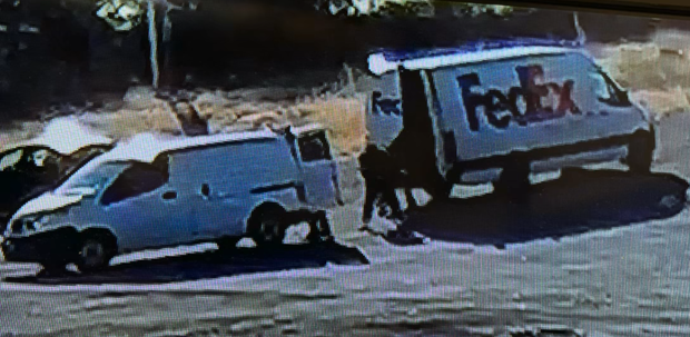 fedex-van.png 