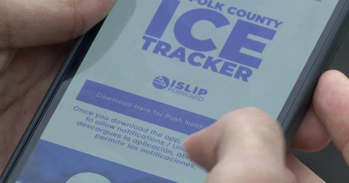 ICE tracker app alerts users when agents are spotted, group says 