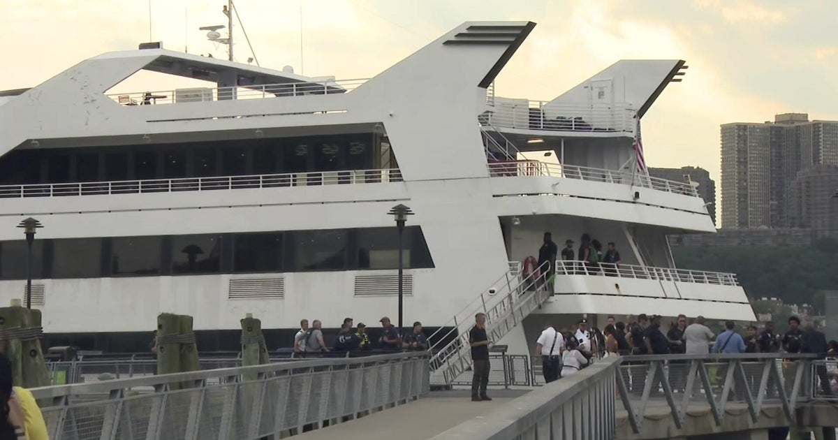 Hudson River Yacht Crash: Dozens Injured in NYC Dock Collision