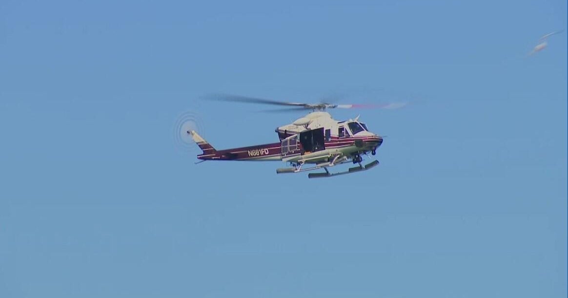 1 rescued from lake at 63rd Street; search continues for 2nd person in water 
