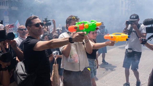 Hundreds Of Barcelona Residents Demonstrate Against The Tourism Industry. 