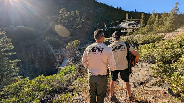 Search for Hikers Missing in Rattlesnake Falls 