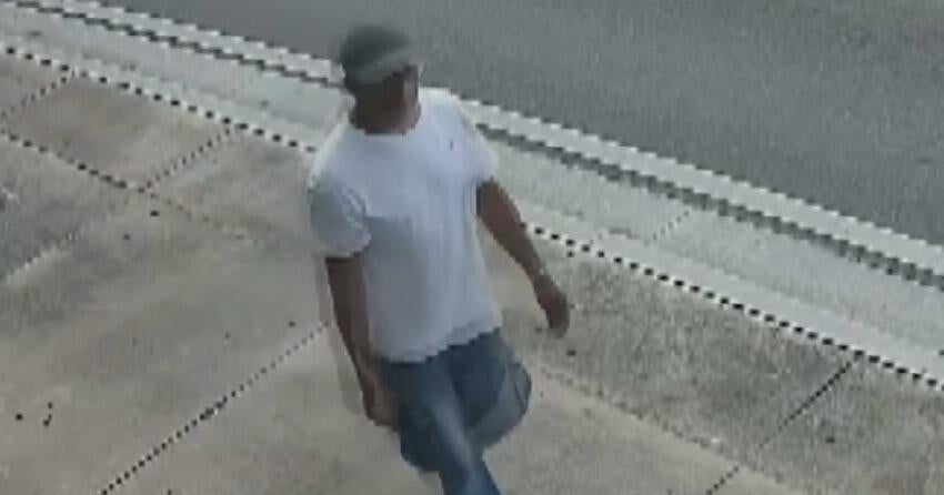 Police search for man accused of pulling knife on Miami woman during ...