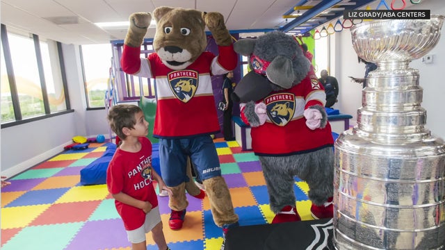 stanley-cup-at-autism-clinic-pics.jpg 