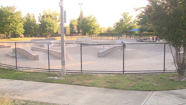 tz2a-folsom-skate-secur-kmaxdlws.jpg 