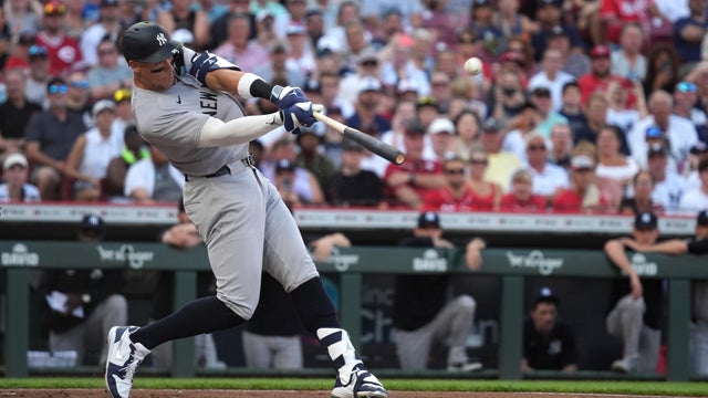 yankees-reds-aaron-judge.jpg 