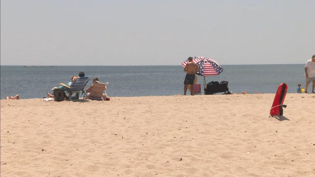 dennis-beach.jpg 