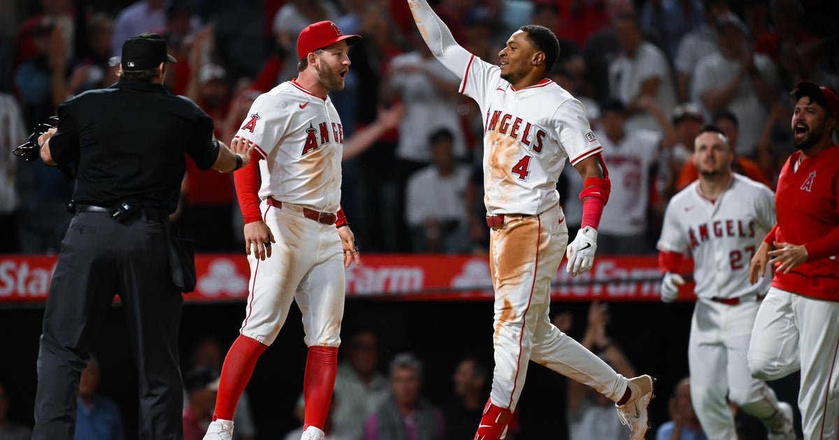 Top prospect Christian Moore hits tying, walk-off homers in Angels' 3-2 victory over Red Sox 