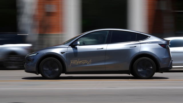 Musk Self Driving Promises 