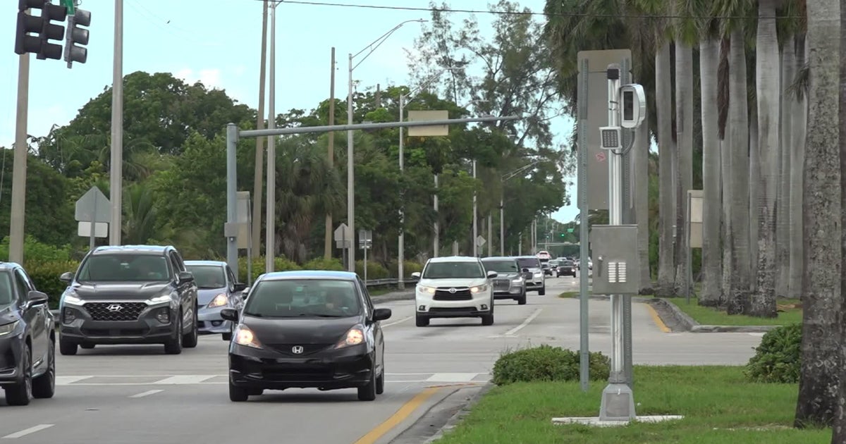 Miami-Dade's school zone speed cameras enforce fines all day, sparking frustration from drivers 