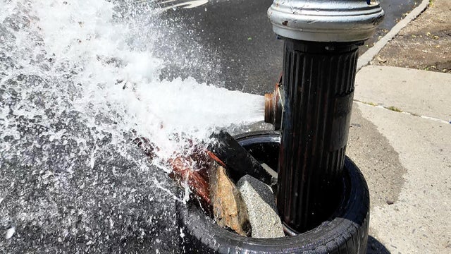illegally-opened-fire-hydrants-pkg-el-00-00-28-28-still001.jpg 