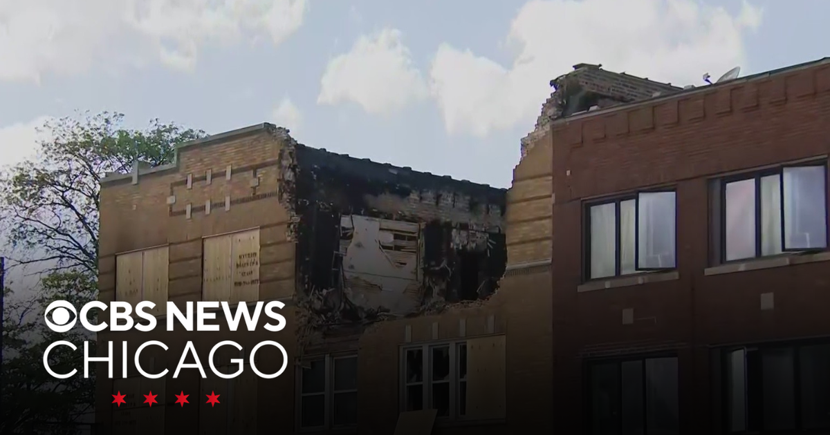 Fourth victim in West Side apartment fire recovered - CBS Chicago
