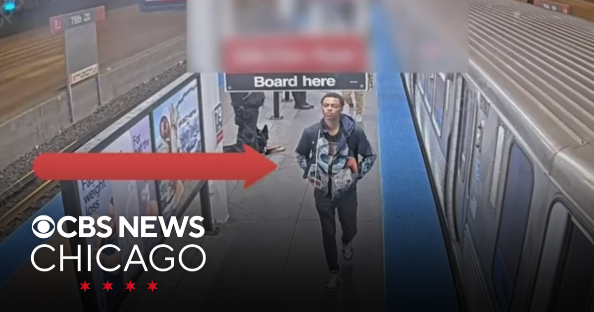 Man sought in connection to deadly South Shore shooting - CBS Chicago