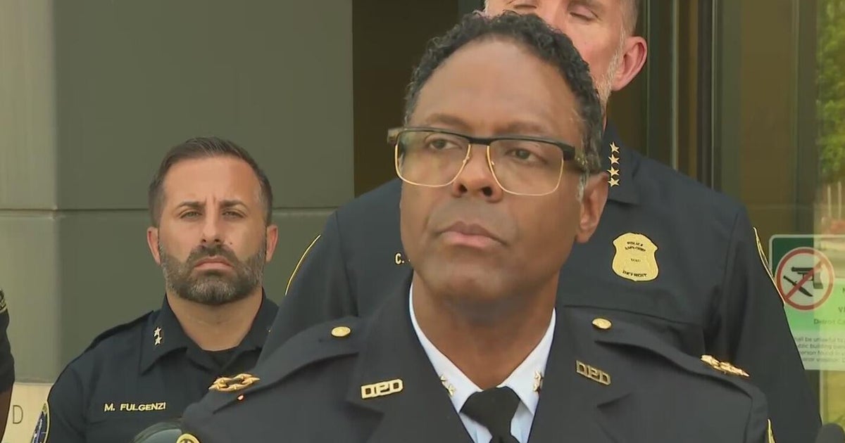 Detroit police provide update in fireworks shooting - CBS Detroit