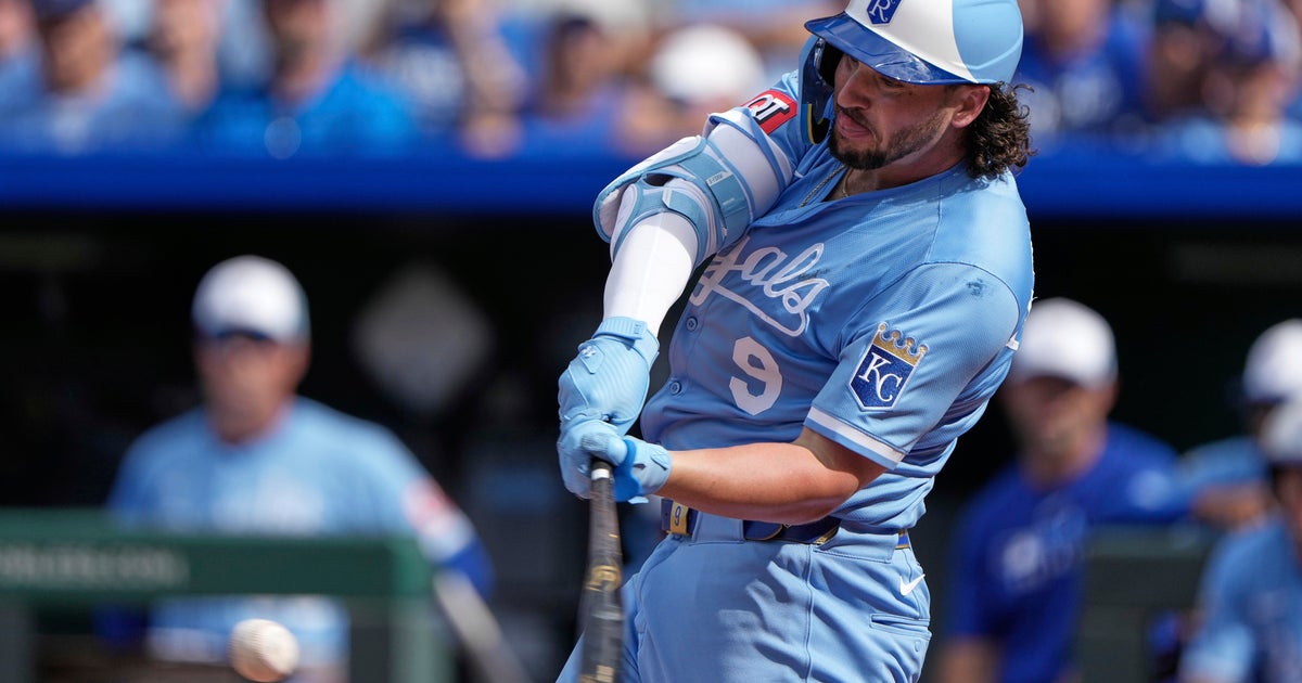 Pasquantino's big day helps Royals beat Dodgers 9-5 to snap 11-game home skid 