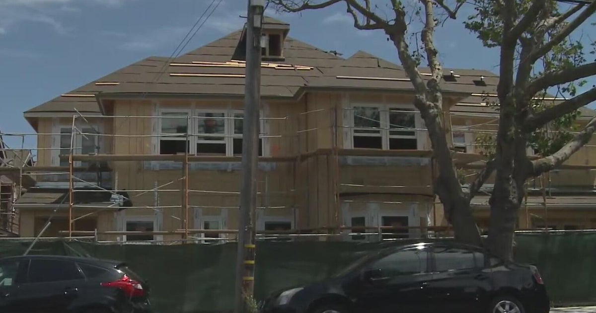 US Cities Adopt Middle Housing Policies Amid Debate
