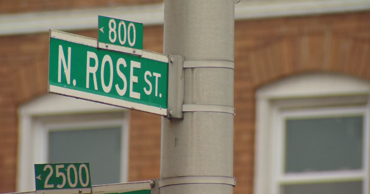 Two suspects at large after robbing East Baltimore community center Friday 