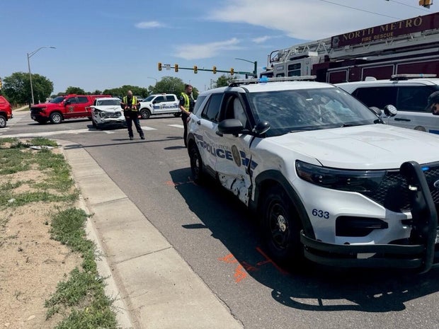 thornton-officer-struck-in-intersection.jpg 