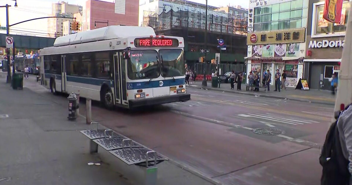 First weekday for redesigned MTA bus routes in Queens 