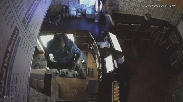 boston-restaurant-break-ins-11p-sun-pkg-transfer-frame-2087.jpg 