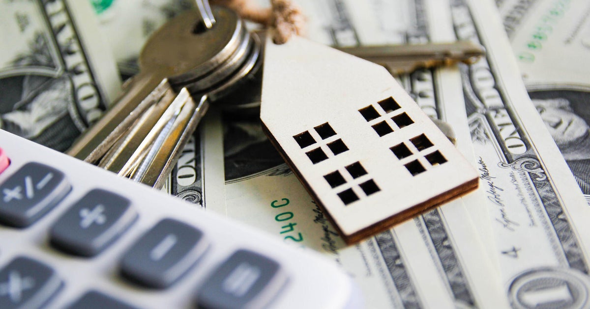 HELOC interest rates vs. home equity loan interest rates: What lending experts say to know this July 