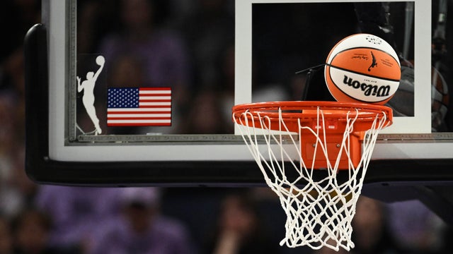 Indiana Fever v Golden State Valkyries 