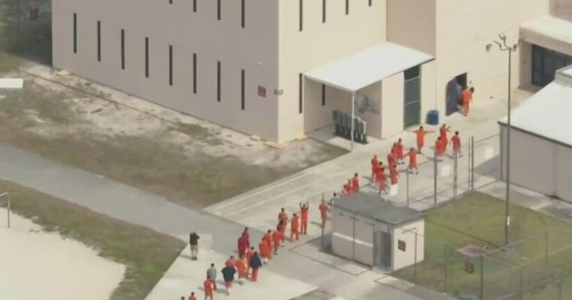 Cuban man dies in ICE custody in Miami, agency confirms - CBS Miami