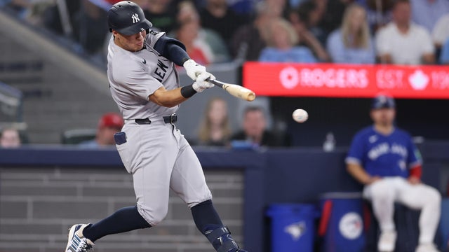 yankees-blue-jays-anthony-volpe.jpg 