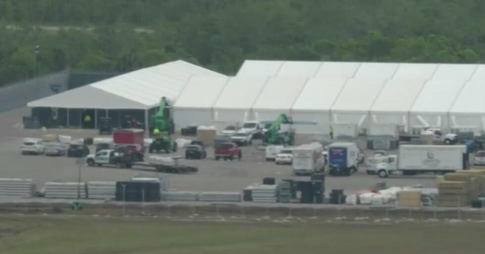 Trump set to tour