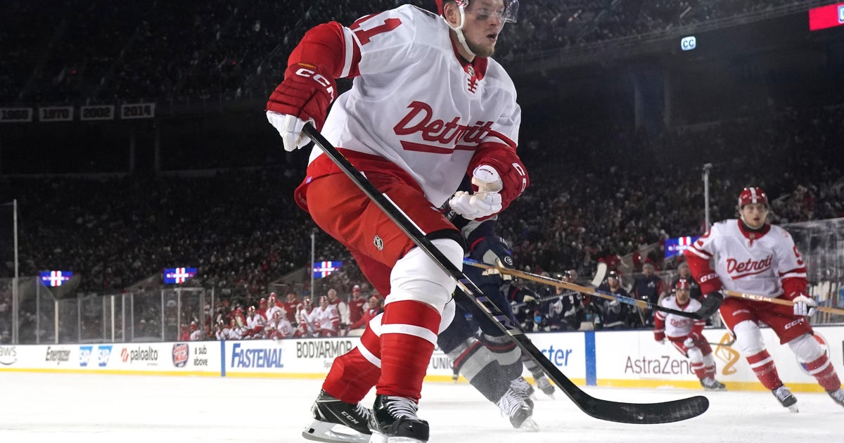 Wild add wing Vladimir Tarasenko in trade with Red Wings 