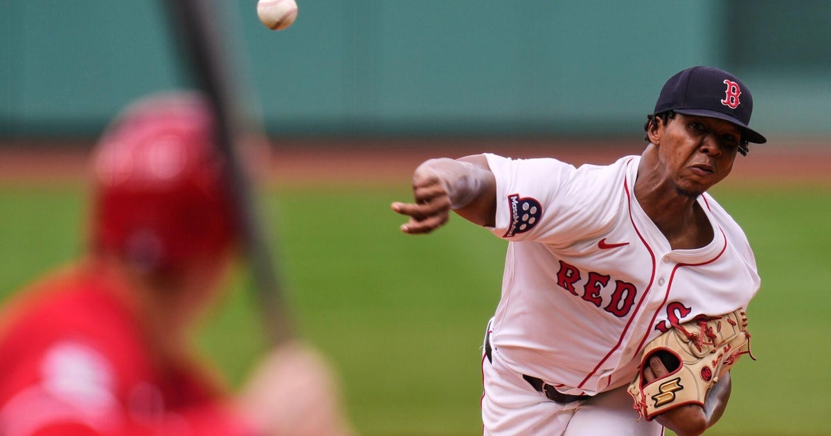 Red Sox beat Reds in continuation of game suspended by rain 