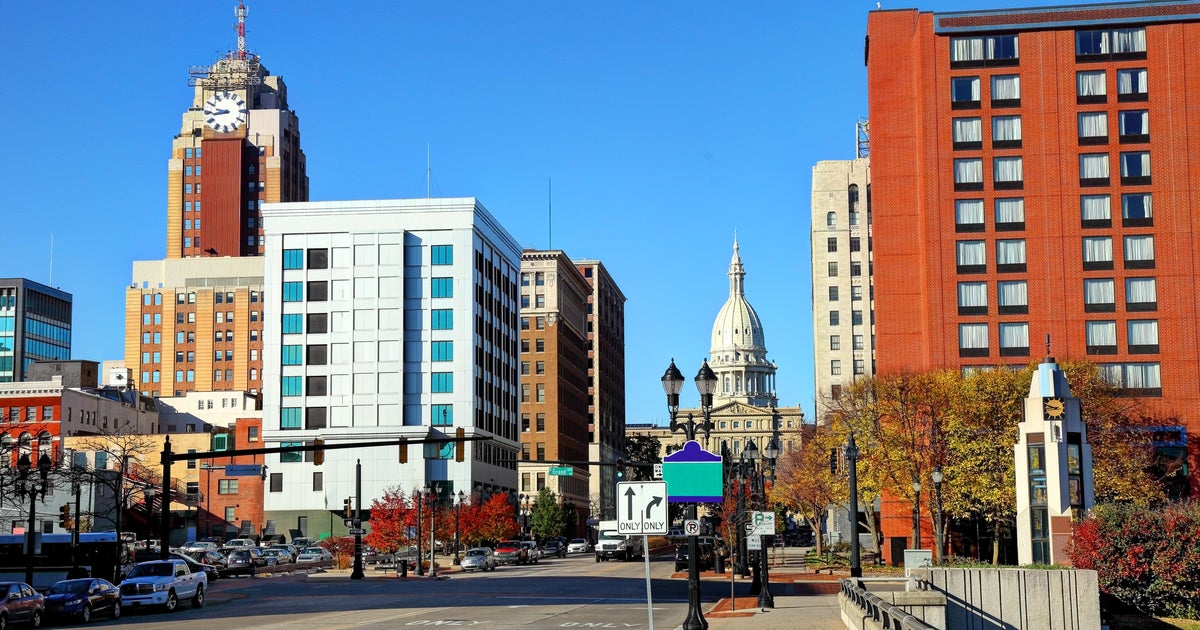 Michigan lawmakers miss deadline to pass state budget 
