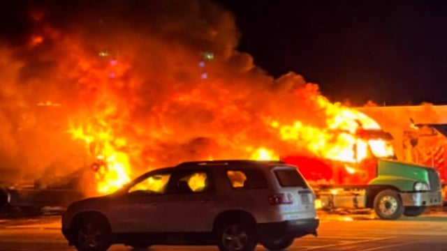 welco-truck-fires-2-mvfr.jpg 