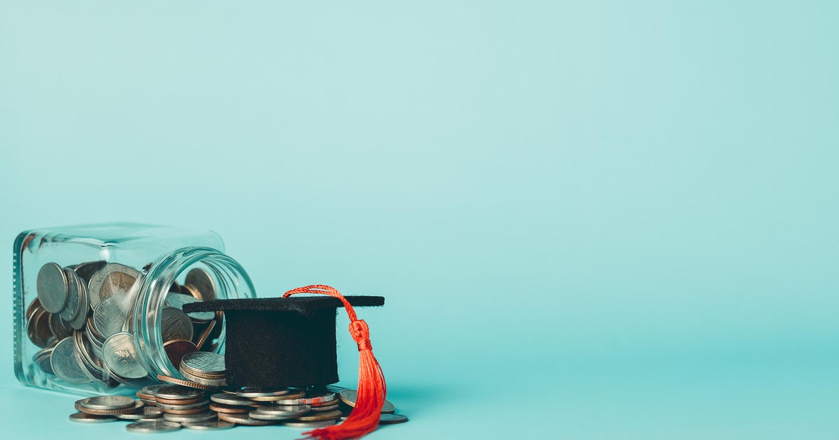 Federal vs. private student loans: Which one offers the lowest rates for fall 2025? 
