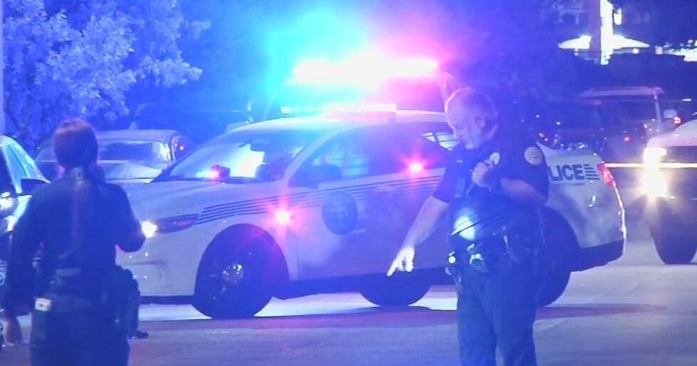 Police investigate early morning double shooting in Miami