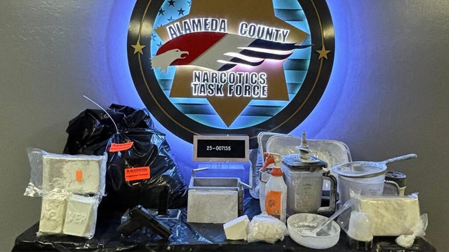 east-oakland-fentanyl-bust-070325.jpg 