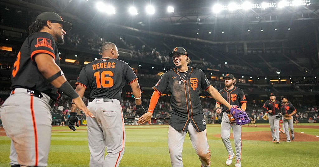 Giants defeat D-Backs, snap 4 game skid after Bailey's sacrifice fly in 10th 