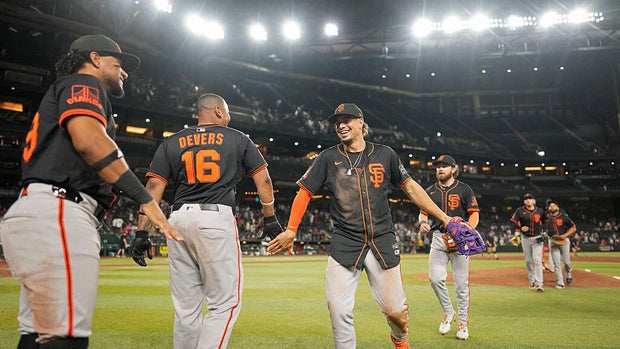 giants-diamondbacks-2222589837.jpg 