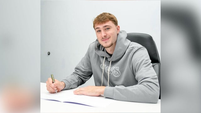 cooper-flagg-signing.jpg 