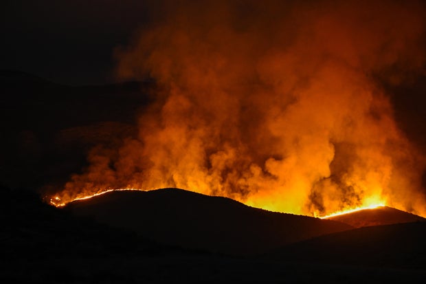 Madre Fire: Wildfire continues in Central California 