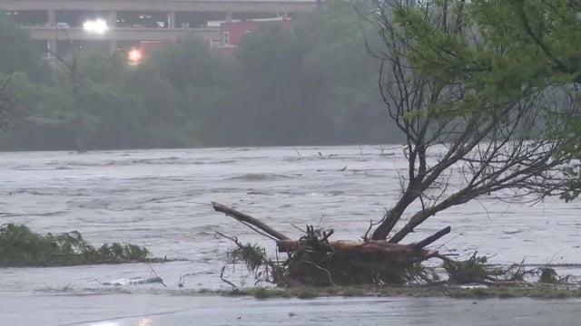 bhdn-se-002fr-tx-kerrville-floodin-fa9bd3e5-2fa6-48c3-aa46-d4fc203e051c.jpg 