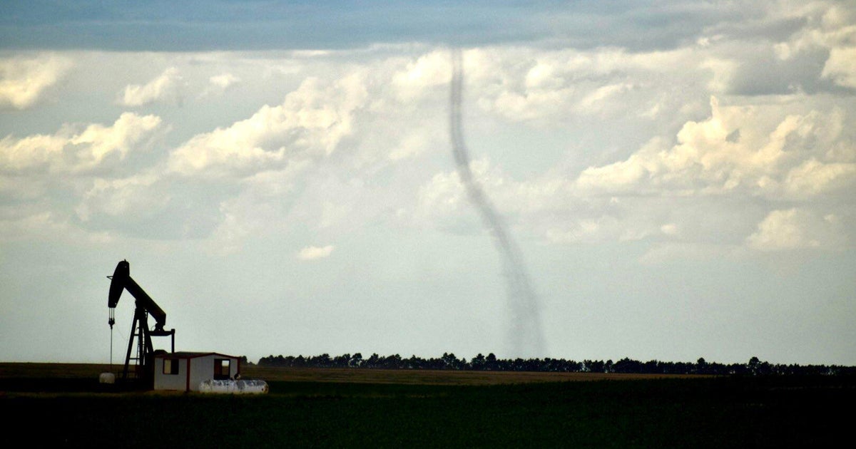 Tornado touches down in Colorado's Morgan County 